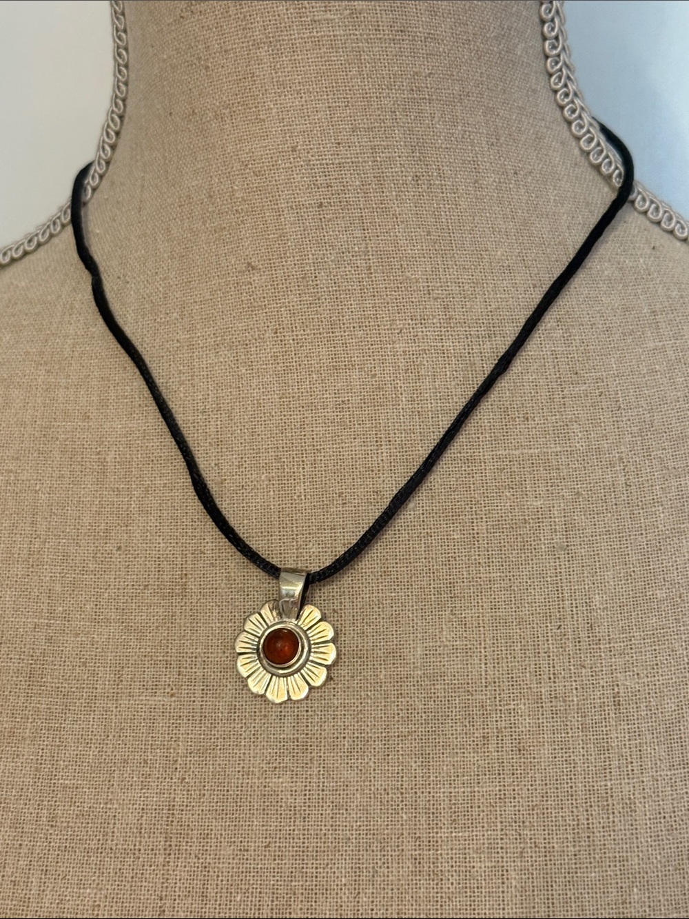 NECKLACE STERLING SILVER DAISY FLOWER PENDANT AMBER CENTER BLACK SILK CORD 17”